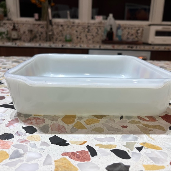 Vintage Anchor Hocking Milkglass, "Hildi Fruit" 8x8" 1-1/2qt Baking/Casserole. - Picture 2 of 5